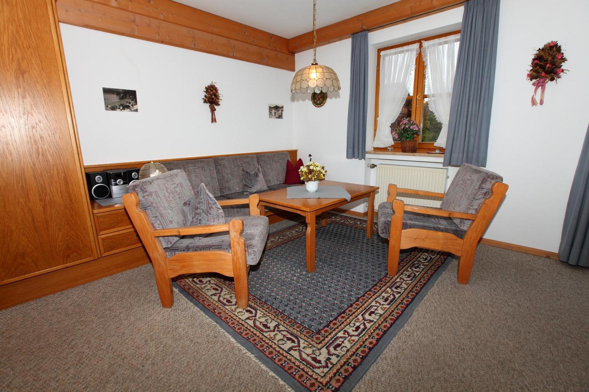 Ferienhaeuser Werdenfels มิทเทนวัลด์ ภายนอก รูปภาพ